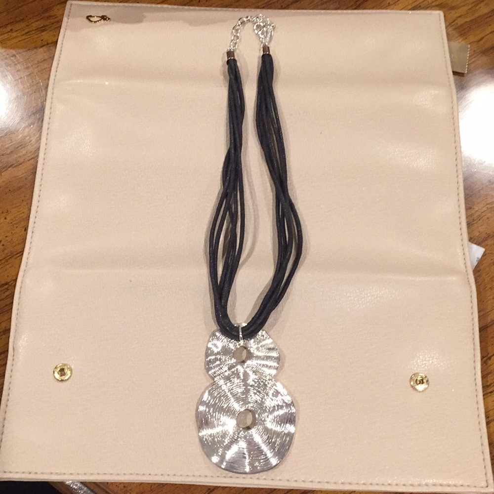 Necklace - Picture 6 of 8